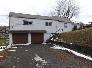 910 Bauman Ave, Baden, PA 15005