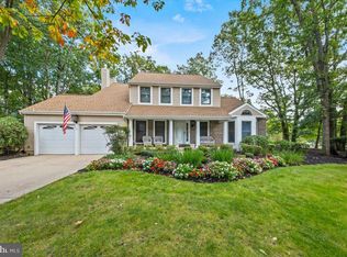 4 Berkshire Dr, Voorhees, NJ 08043