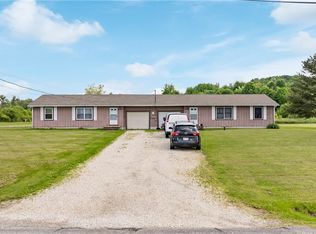 3200 Shaffer Rd, Atwater, OH 44201
