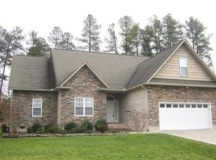 163 Kiawah Island Dr, Winston Salem, NC 27107