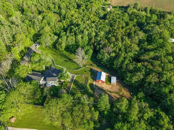 111 Northwest Rd, Spencer, MA 01562