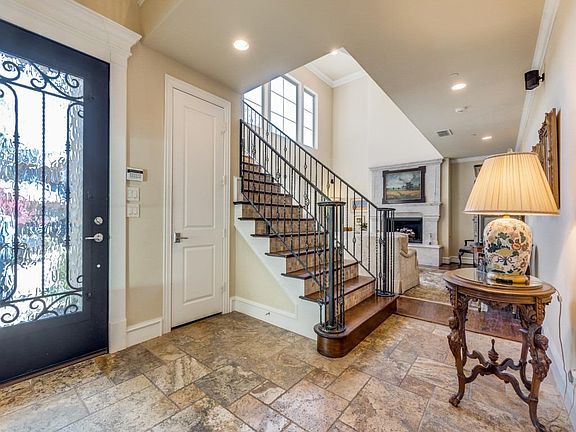 2nd image of 4512 Normandy Ave