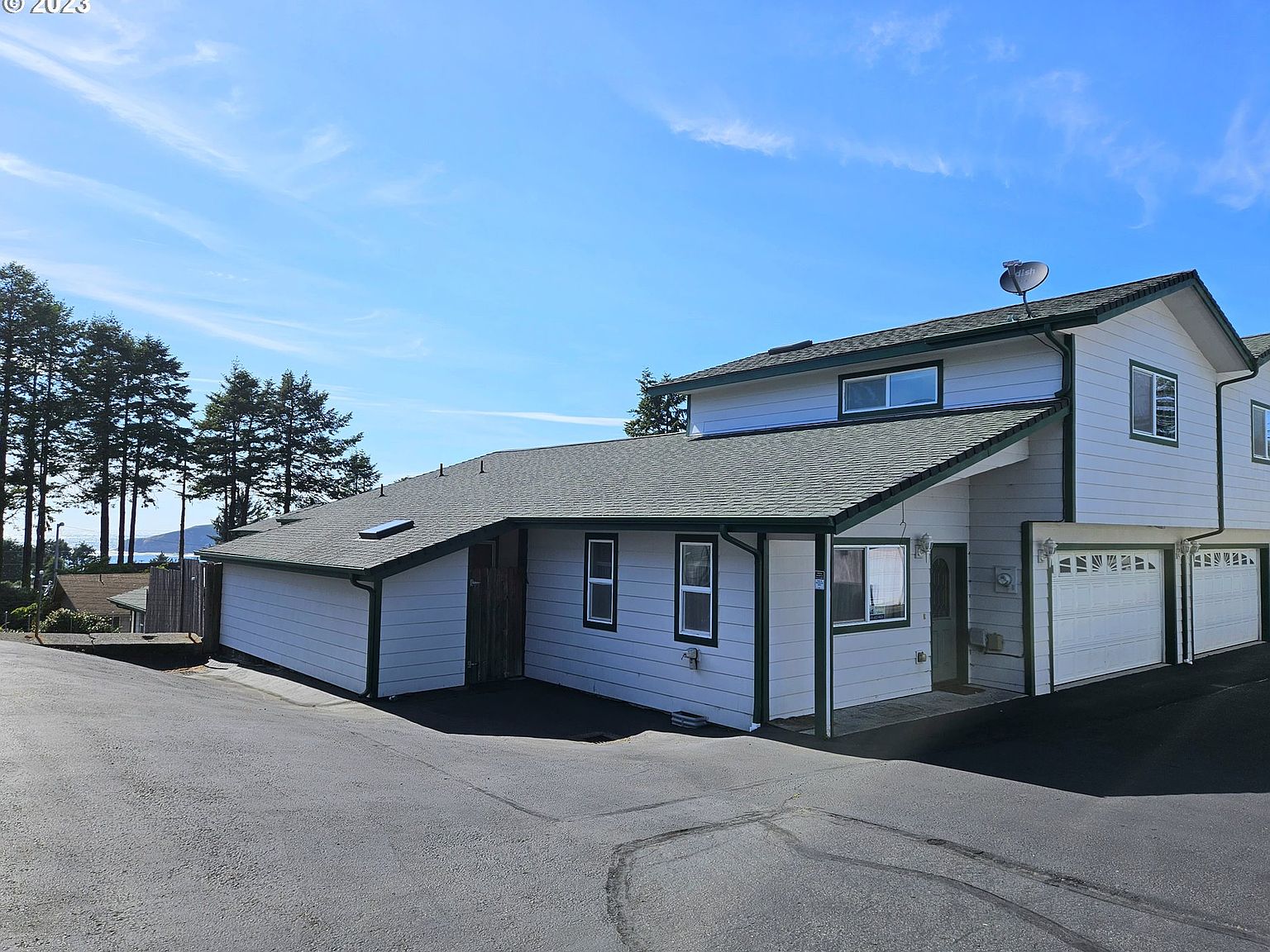 1213 Ransom Ave APT B, Brookings, OR 97415 Zillow