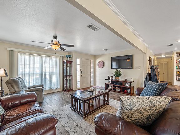 5th image of 237 Nuss Dr