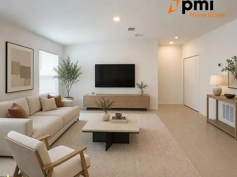 383 Artemis St — Photo 8