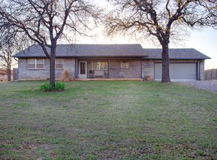 2323 Dixon Rd, Choctaw, OK 73020