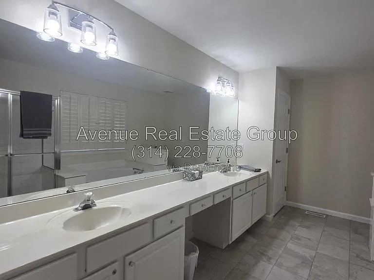956 Briar Green Ct — Photo 14