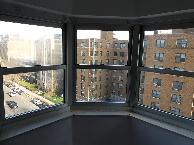 4970 N Marine Dr #721 — Photo 7