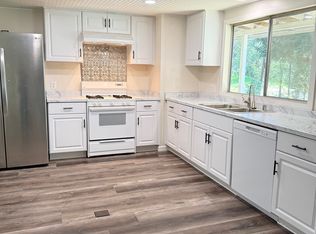 1970 Lonnon Rd, Grants Pass, OR 97527