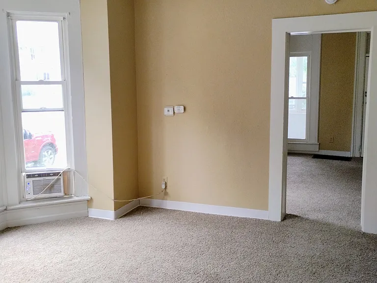 301 E 15th St #1 — Photo 3