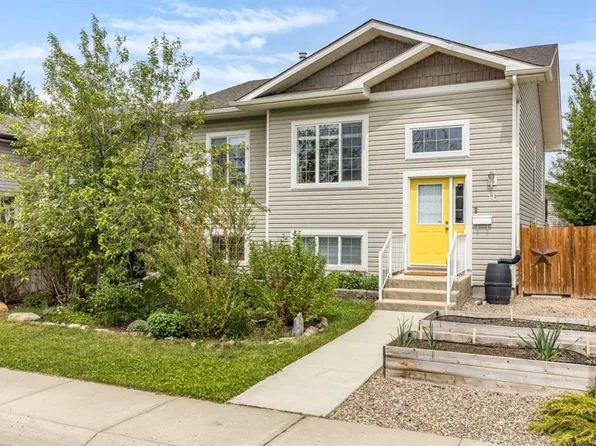 16 S Vista Pl SE, Medicine Hat, AB T1B 4V4