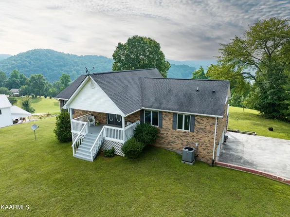 419 Mariner Point Rd, La Follette, TN 37766