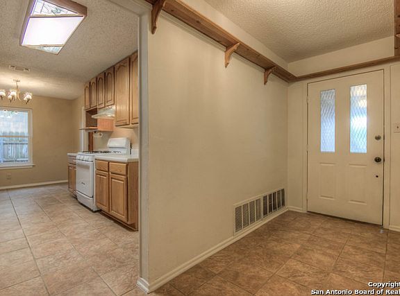 3rd image of 7830 Lazy Forest St