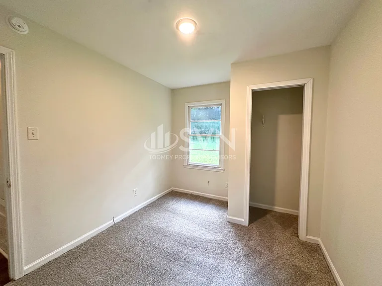 1616 Gilda Cir — Photo 13