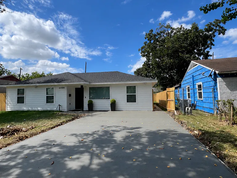 10506 Chesterfield Dr — Photo 15