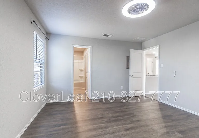 547 Filibusters Trl — Photo 16