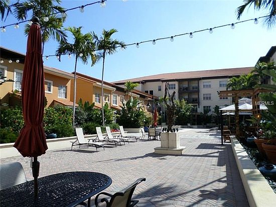 3rd image of 100 4th Ave S APT 305