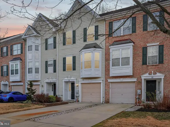9 Alexandra Ct, Marlton, NJ 08053