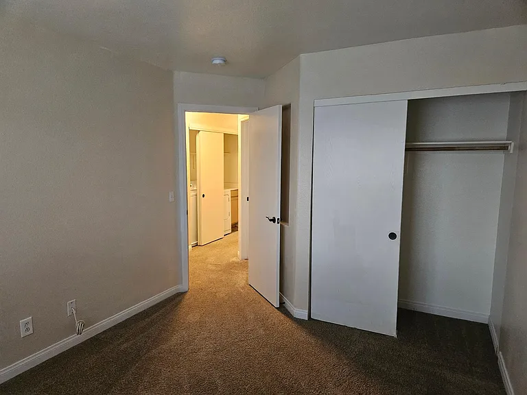 2418 Paradise Isle Ave — Photo 19