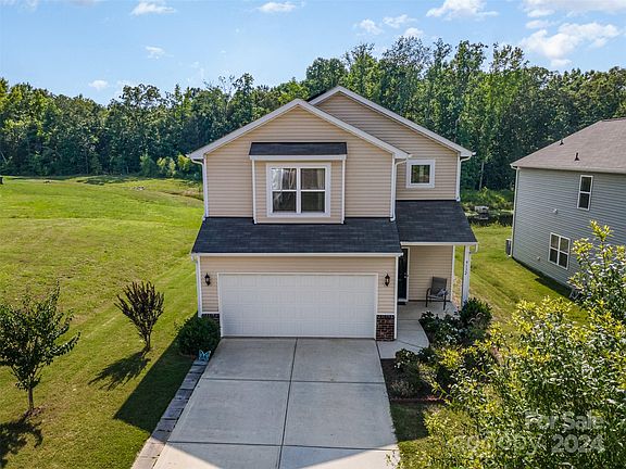 2nd image of 9132 Magnolia Lily Ave