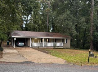 1813 Dogwood Dr, Meridian, MS 39301