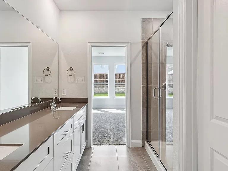 Master Bath Suite