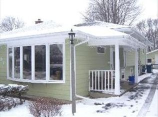 491 W 2nd St, Elmhurst, IL 60126