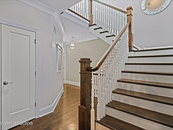4th image of 6012 Flagg Creek Ln