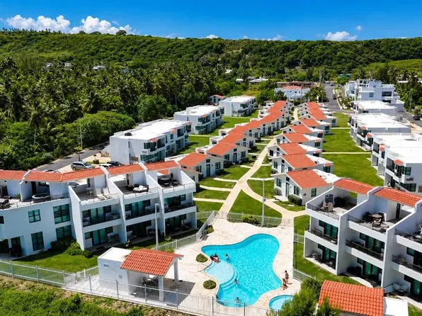 348 Highway 4466 Marbela Casa De Plz #C-215, Isabela, PR 00662