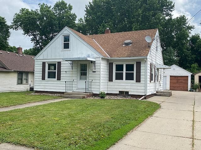 1st image of 705 11th St SW