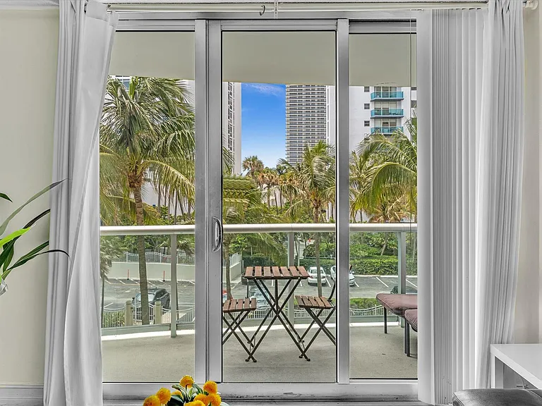 3901 S Ocean Dr #3J — Photo 11