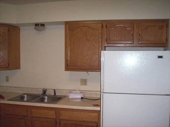 5th image of 1046 County Road 608