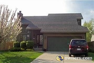 Front of 2663 Desmond Home