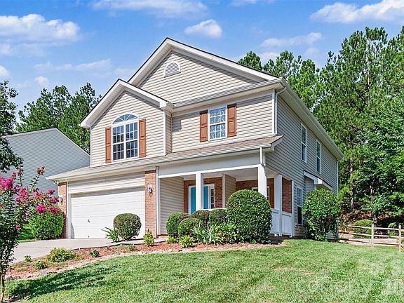 3rd image of 2133 Majestic Poplar Dr