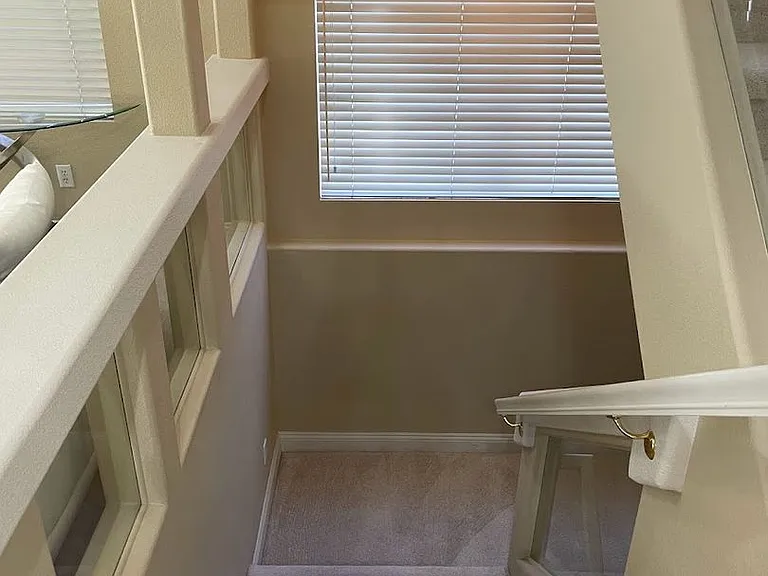 8757 Castle Hill Ave — Photo 23