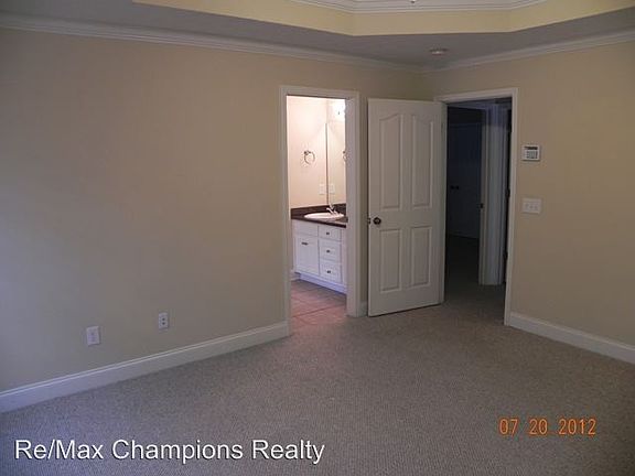 3rd image of 5111 Briarwood Ct