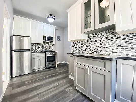 Rented by (Legacy) Tri Hill Realty Group LLC | media 11