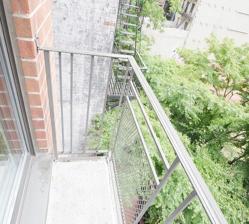 1st image of 315 E 85th St APT 4D