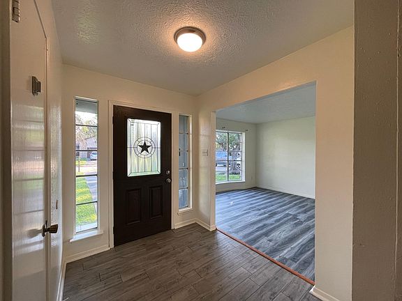 2nd image of 6706 Dusty Dawn Dr