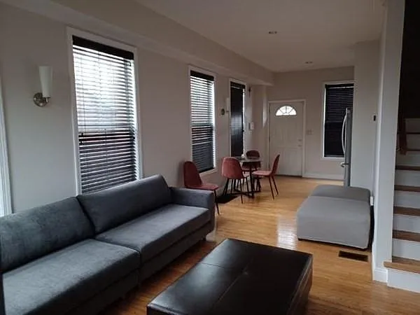 740 Broadway — Photo 17