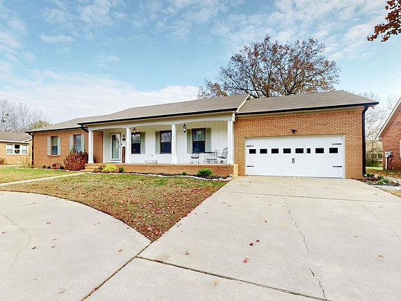 3rd image of 1570 Mockingbird Dr