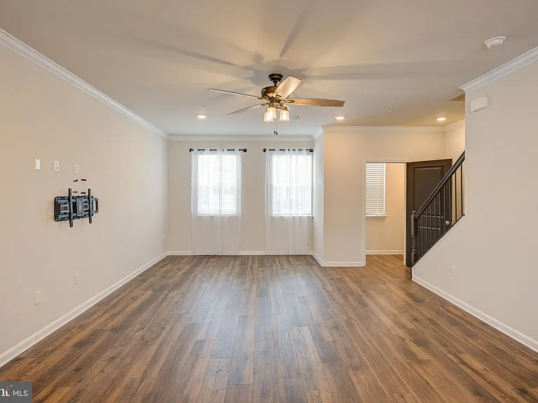 5059 Silver Oak Dr — Photo 18