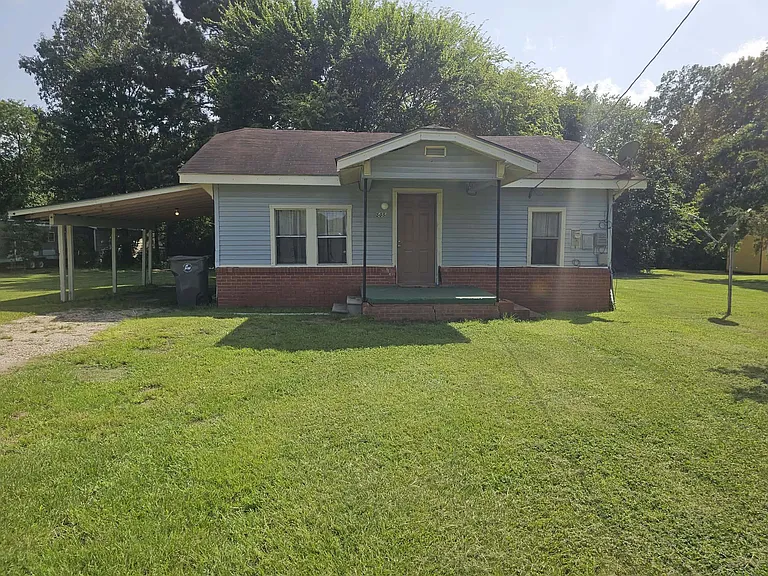 505 McHale St — Photo 2