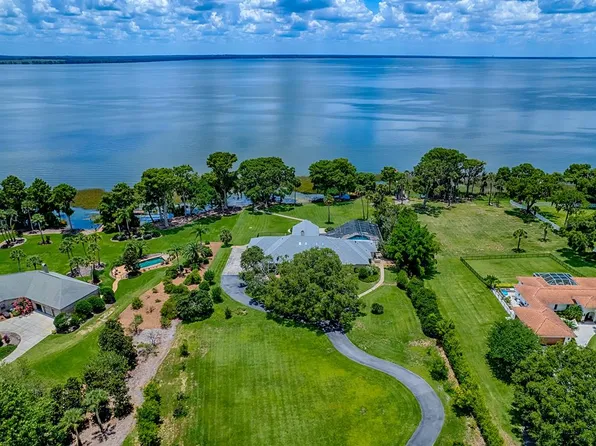 11226 Lane Park Rd, Tavares, FL 32778