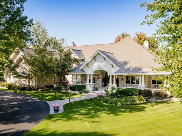 4743 Delmara Rd, Middleton, WI 53562