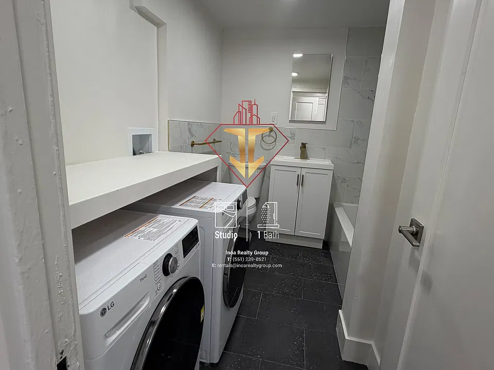 2500-2501 John F Kennedy Blvd #211