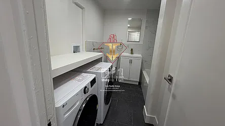2500-2501 John F Kennedy Boulevard, #211