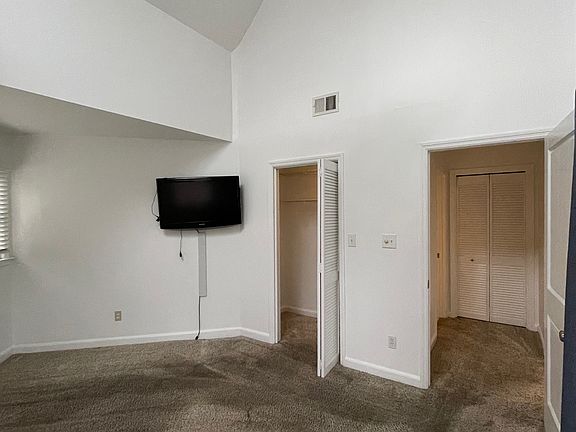 5th image of 2000 Greenway Ave APT 3B