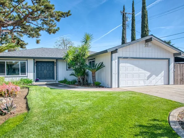 115 8th St, Clovis, CA 93612