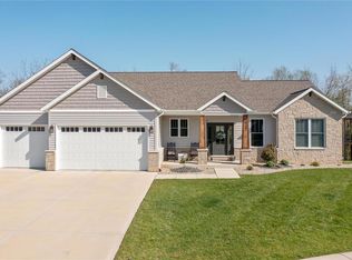 1522 Sagaponak Ln, Troy, IL 62294